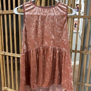 Knox Rose Small pink velvet peplum top